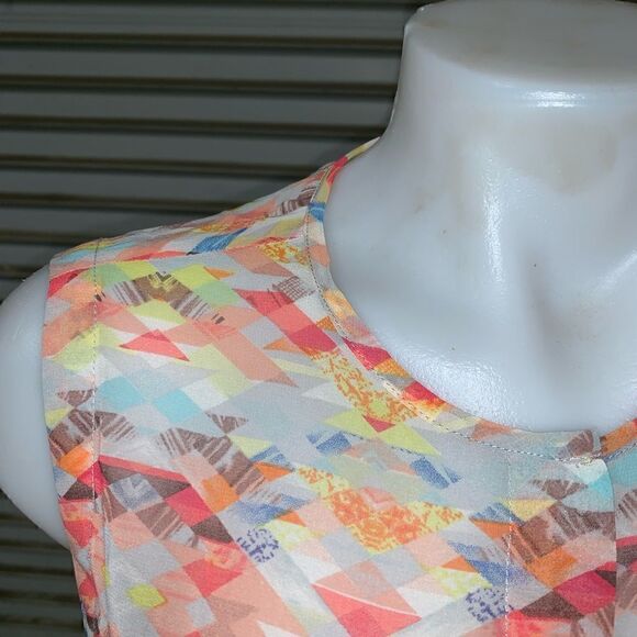Cabi size small colorful sleeveless top - Picture 5 of 8